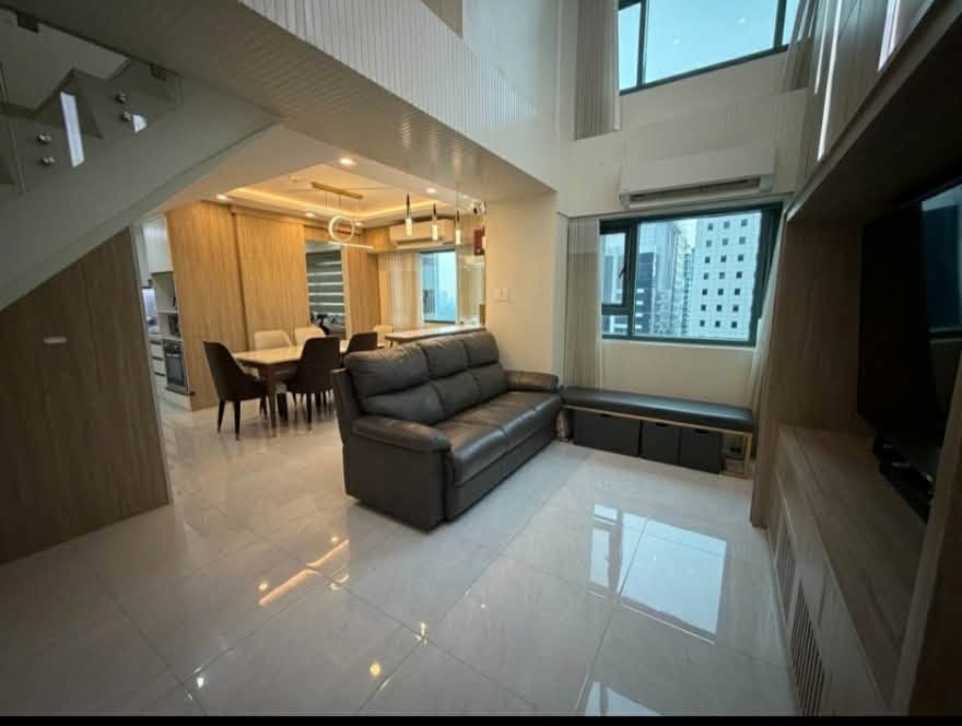 (Category: ) located in . Submitted by elevare_realty (Listing ID 1463440599, Image 1). Description: .