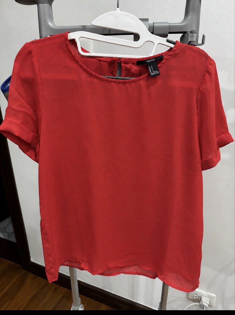 Forever 21 Red Blouse - Small (Category: Blouses) located in Manila. Submitted by goodthingspreloved.92 (Listing ID 1463392315, Image 1). Description: - comfortable lose shirt - ideal for office or casual wear.