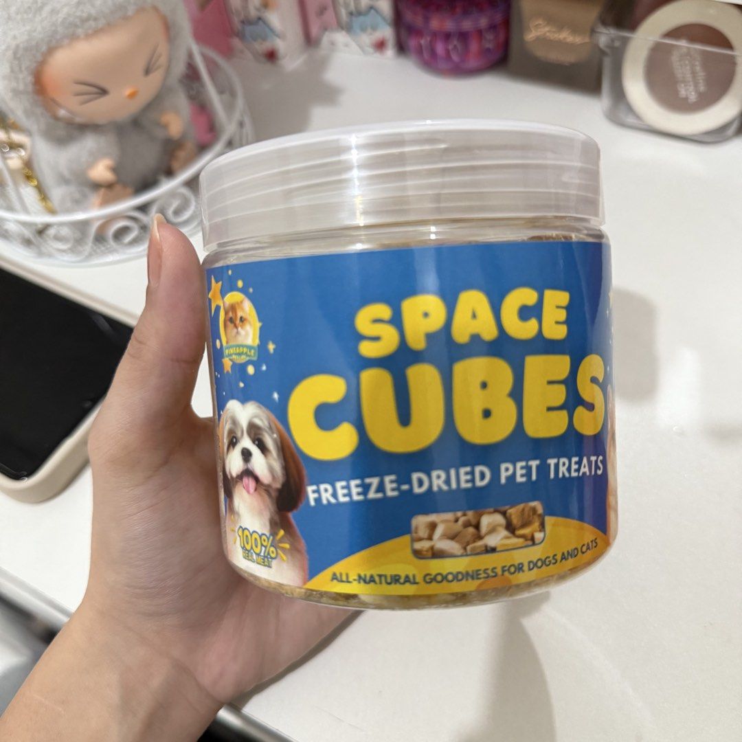 Freeze Dried Pet Treats (Category: Pet Food) located in Mandaluyong City. Submitted by shesellsseashells_bear (Listing ID 1463349064, Image 1). Description: .