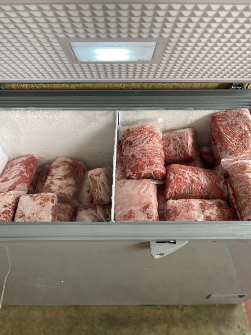 Frozen Chicken, Beef, and Pork Sawdust for Pets (Category: Pet Food) located in Manila. Submitted by yeshuajohn80056 (Listing ID 1463455702, Image 3). Description: - Freshly frozen meat sawdust for your pets - Available in Chicken, Beef, and Pork - Chicken sawdust: P90 per kilo - Beef and Pork sawdust: P100 per kilo - Perfect for homemade pet food - Order now for your furry friends!.