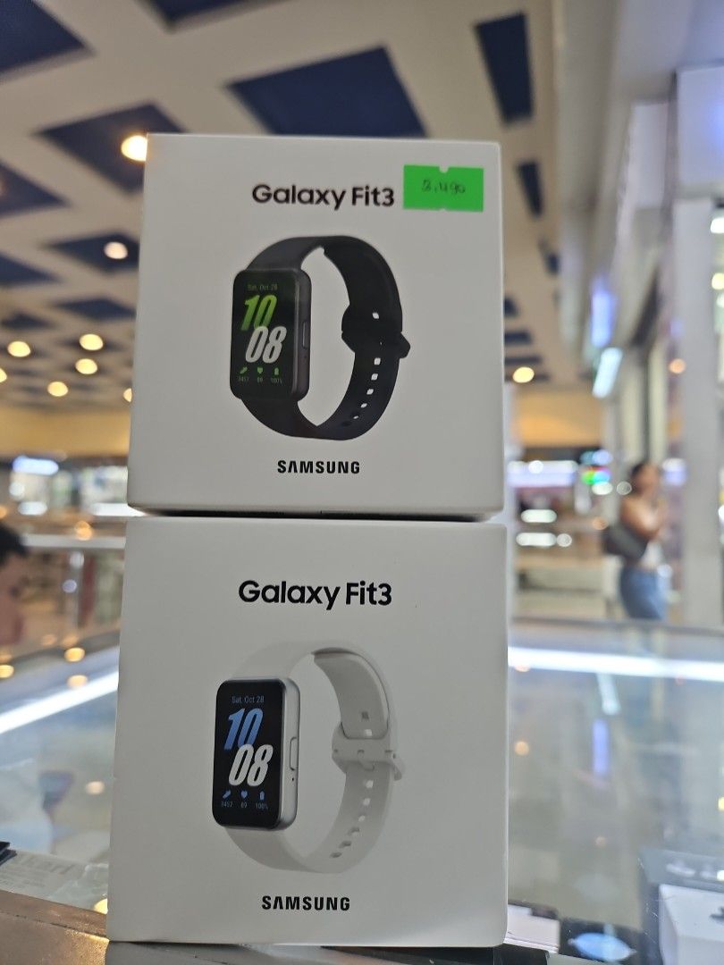 Galaxy Fit 3 Brandnew Original (Category: Wearables & Smart Watches) located in San Juan City. Submitted by rjean02 (Listing ID 1461356843, Image 1). Description: 1800 gray and pink 1800 silver original Brandnew money back guarantee loc Theatermall Greenhills.
