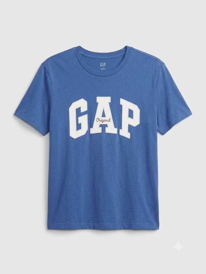 GAP Original Blue T-shirt (Category: Tshirts & Polo Shirts ) located in Caloocan City. Submitted by silverdragon_aaed38 (Listing ID 1463493658, Image 1). Description: GAP Price 250+SF Size Large to XL Complete tag Color rate 9 no issue.