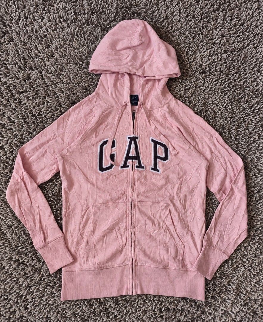 Gap Pink Zip-Up Hoodie (Category: Coats, Jackets and Outerwear) located in Manila. Submitted by livedolphin_68dee2 (Listing ID 1463482143, Image 1). Description: - Classic pink Gap hoodie - Iconic Gap logo across the chest - Zip-up front with hood - Two front pockets - Ribbed cuffs and hem - Ideal for casual wear.
