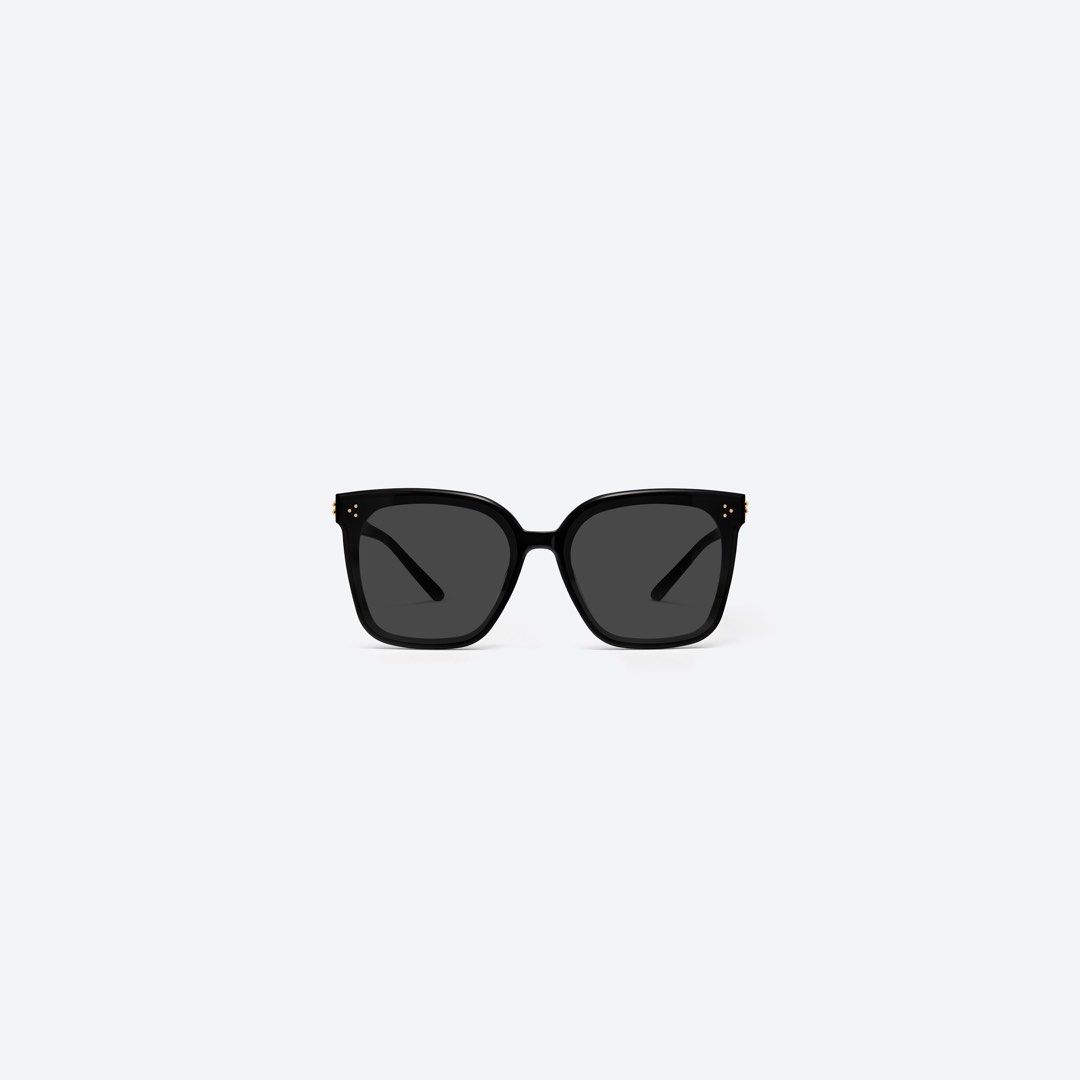 Gentle Monster New Her 01 (Category: Sunglasses & Eyewear) located in Orani. Submitted by fromlove.withluxe (Listing ID 1463536174, Image 1). Description: .