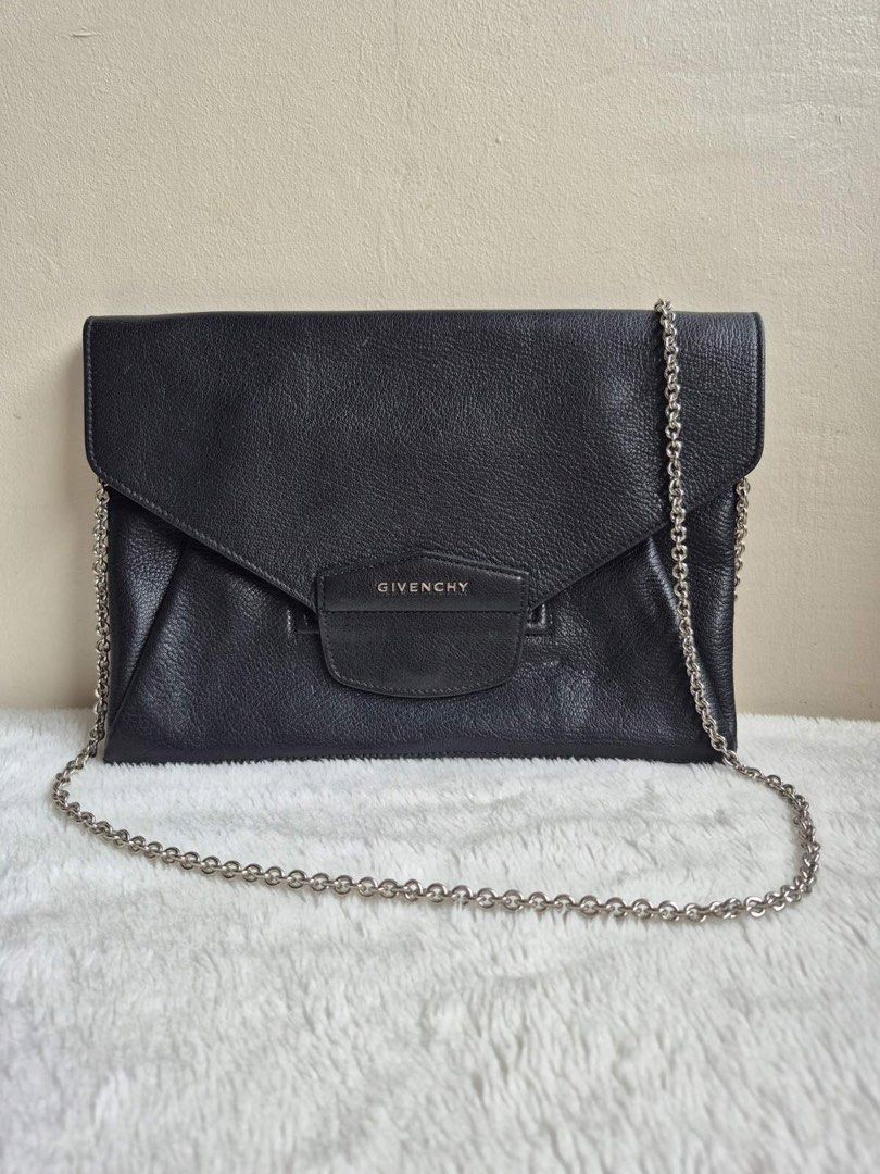 givenchy antigona crossbody bag (Category: Luxury Bags & Wallets) located in Balanga. Submitted by chaneldiorlegit (Listing ID 1463549184, Image 1). Description: can be worn as crossbody or shoulder bag(kili bag) can also use as clutch bag removable chain authentic.