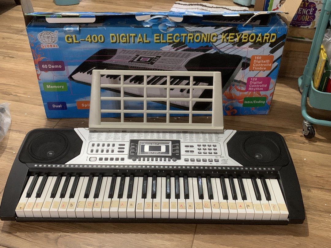 Global GL 400 Digital Electronic keyboard (preloved) (Category: Musical Instruments) located in Pasay City. Submitted by cjjdb (Listing ID 1463553169, Image 1). Description: Malibay, Pasay City slightly used.