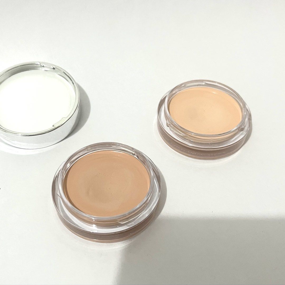 Glow Pot Concealer Light Rosy Salmon (Category: Makeup) located in Quezon City. Submitted by soujya.ph (Listing ID 1463335225, Image 3). Description: rfs: decluttering bought originally for ₱ 1,300 barely used light & rosy salmon.