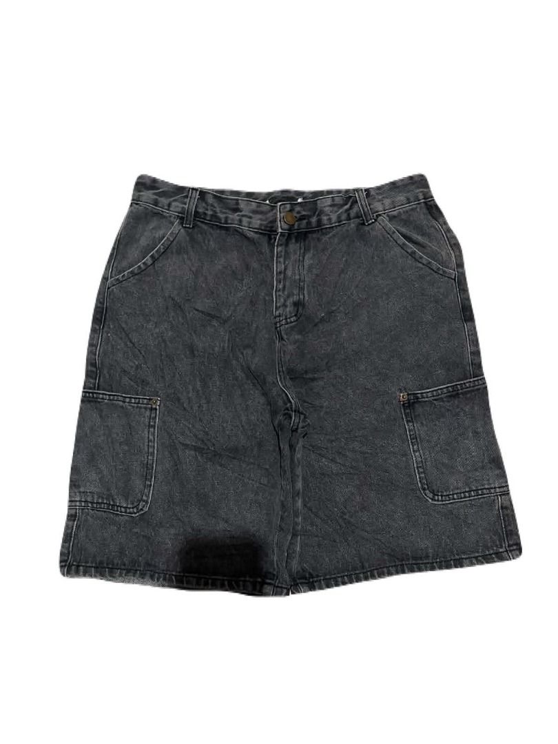 Grey Wash Denim Cargo Shorts (Category: Shorts) located in Santiago. Submitted by bakithrift (Listing ID 1463461736, Image 1). Description: - Grey wash denim cargo shorts - Classic five-pocket styling - Additional side cargo pockets - Button and zip fly closure - Mid-thigh length - Ideal for casual wear.
