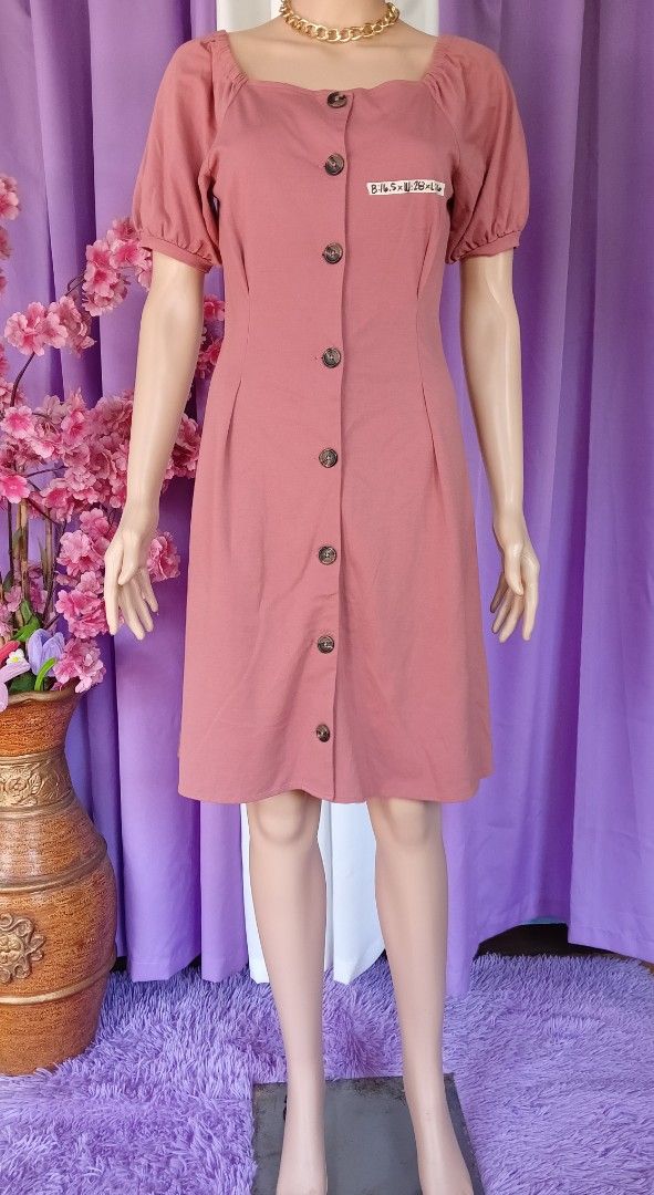 GU Button Down Puff Dress (Category: Dresses) located in Basista. Submitted by purpleens_shop (Listing ID 1463431489, Image 2). Description: .