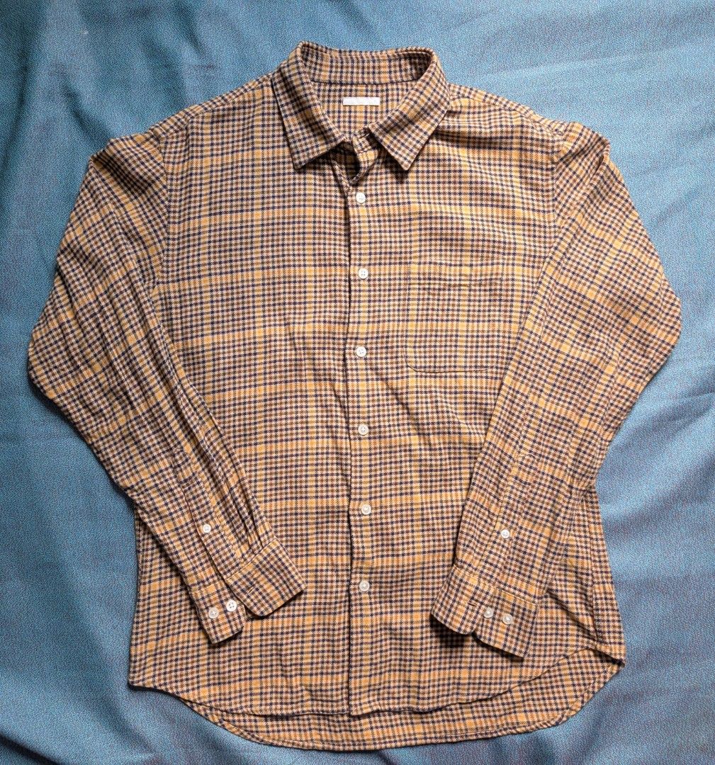 GU Flannel Houndstooth Check Long Sleeve Shirt – Medium (Category: Tshirts & Polo Shirts ) located in Malabon City. Submitted by getmarrked77 (Listing ID 1463552788, Image 1). Description: GU Flannel Houndstooth Check Long Sleeve Shirt – Medium Color: Yellow / Brown / Navy Houndstooth Check Condition: 9/10 Issue: None Material: 100% Cotton Width: 22" / Length: 28" Mode of Payment: GCash / MariBank (Payment first) Location: Potrero, Malabon near M