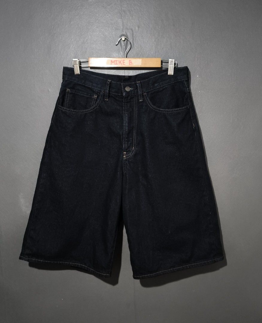 📍GU Jorts (Category: Shorts) located in Antipolo. Submitted by simplehans (Listing ID 1463332581, Image 3). Description: ‎📍GU Jorts ‎Size Medium on tag ‎Waist- 31(Tape Measure) ‎Length- 24 ‎Excellent Condition As New ‎DIRECT MESSAGE IF INTERESTED.