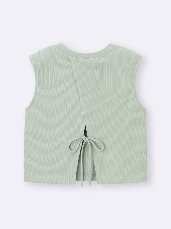 Gu ribbed slit full over (Category: Blouses) located in Quezon City. Submitted by swift_kenjie (Listing ID 1463350757, Image 2). Description: Gu by Uniqlo ribbed slit pullover Large on tag super ganda nito very good condition (color may vary due to lighting) -Preloved and Trifted. These are all handpicked so expect very good to like new condition -Miners via pm is allowed Mine now pay now (First to pay gets the item) -Gcash payment only (Payment 