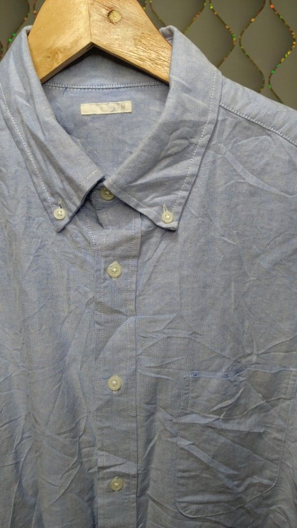 GU Short Sleeve Button Up Shirt Light Blue (Category: Tshirts & Polo Shirts ) located in Manila. Submitted by zariyah.1986 (Listing ID 1463331768, Image 3). Description: - GU Light Blue Short Sleeve Button-Up Shirt - Material: Oxford Fabric - Features: Chest Pocket, Button-Down Collar - Size: Medium (M) - Perfect for casual outfits.