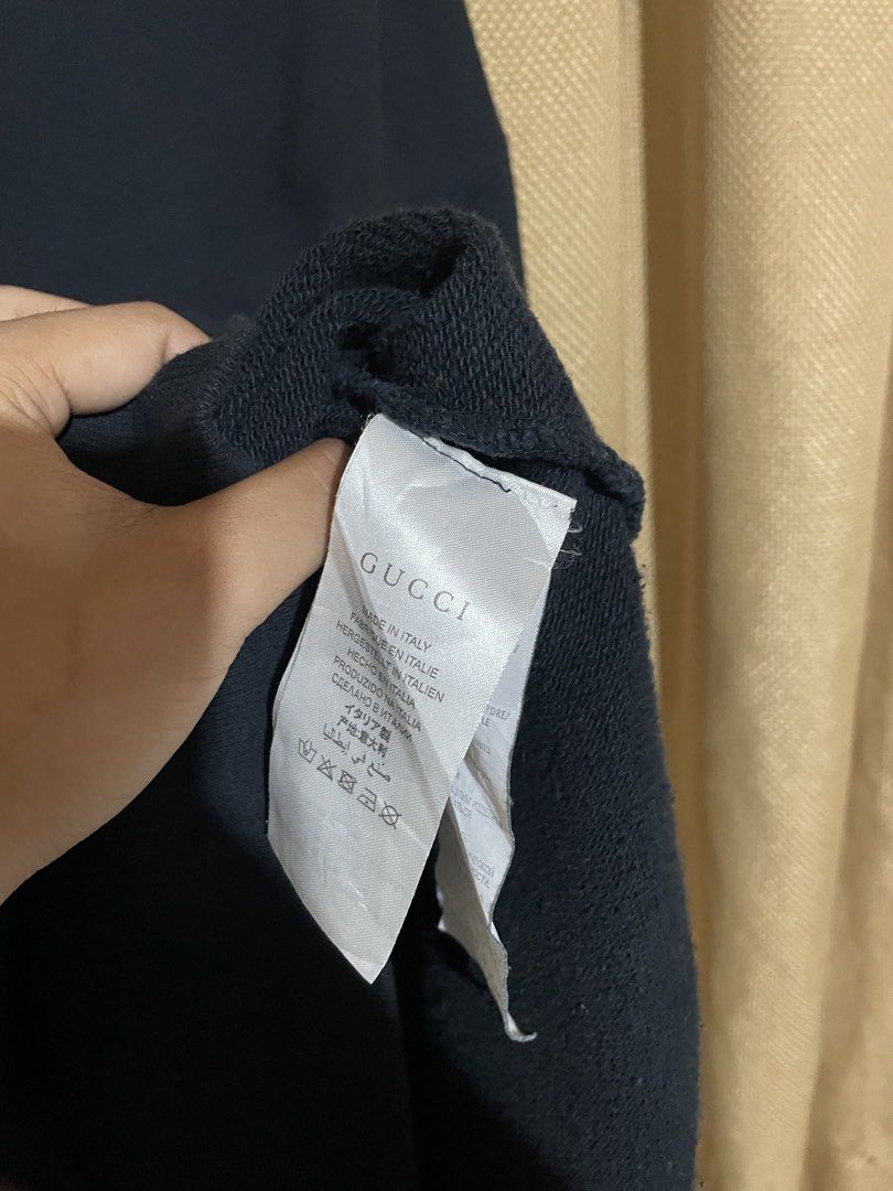 Gucci Hoodie (Category: Coats, Jackets and Outerwear) located in Cebu City. Submitted by ajwrld (Listing ID 1463452759, Image 3). Description: Gucci Hoodie No issues Dimes: 24x27 Color rate: 9.5/10 .