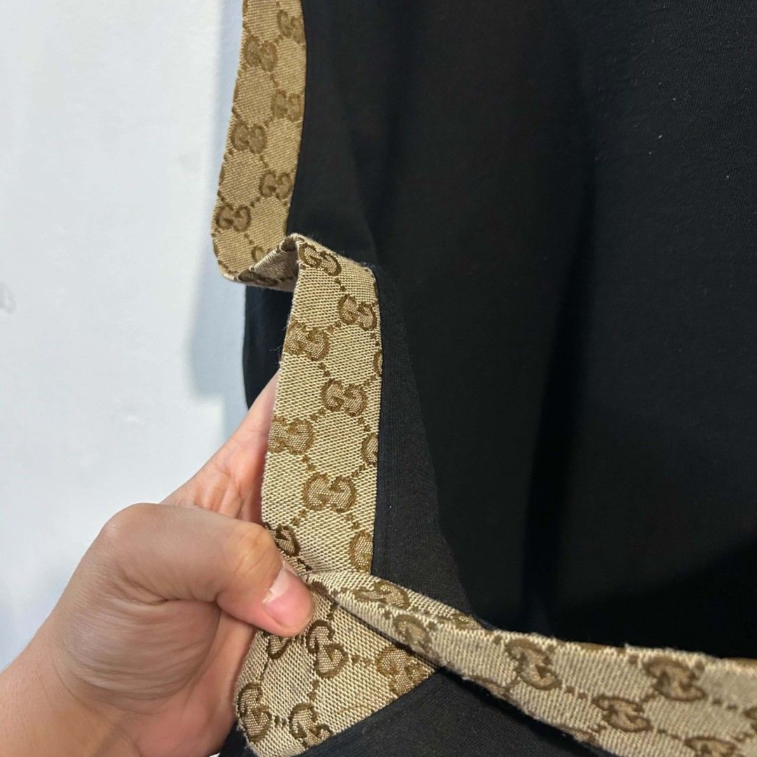 Gucci Pineapple Capsule Collection Sweater (Category: Coats, Jackets and Outerwear) located in Quezon City. Submitted by streetwearandluxph (Listing ID 1463327742, Image 2). Description: Pineapple Capsule Collection Sweater.