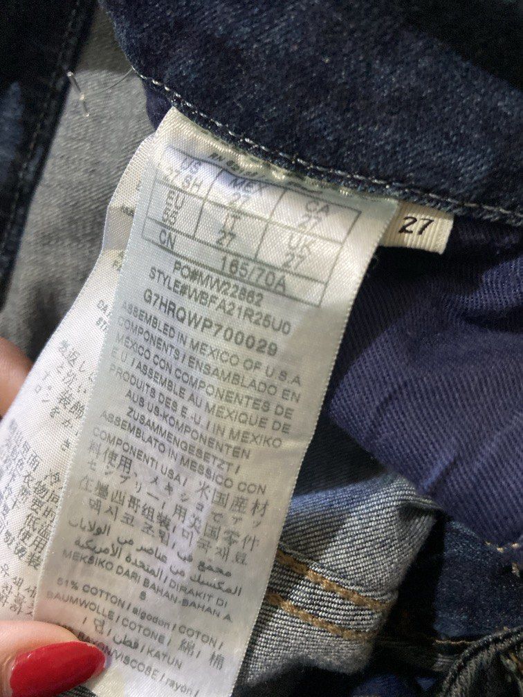 GUESS Y2K BOOTCUT JEANS (Category: Jeans) located in Abulug. Submitted by binchifinds (Listing ID 1463338843, Image 3). Description: .