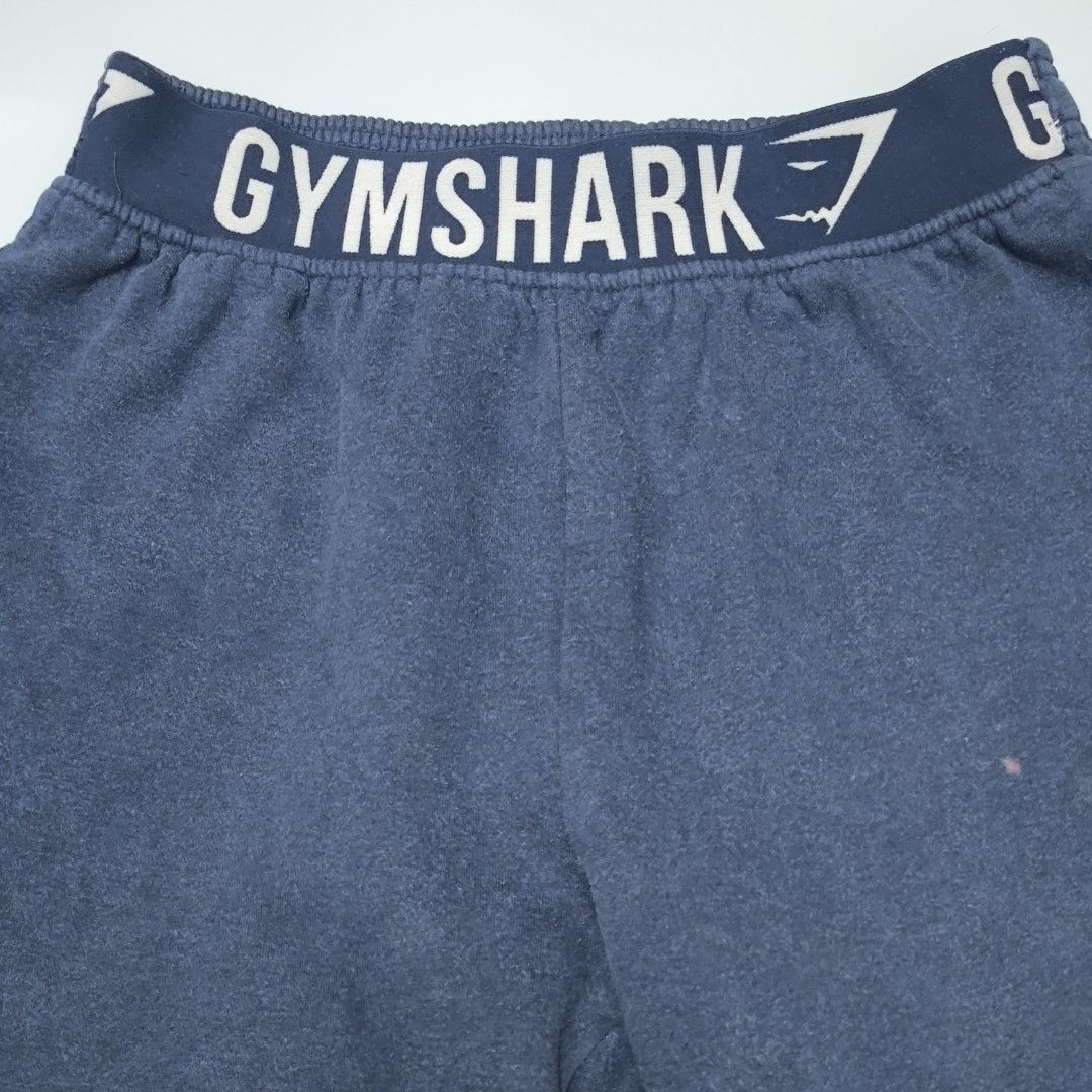 GYMSHARK (Category: Activewear) located in Mandaluyong City. Submitted by strawfhairy (Listing ID 1463497233, Image 3). Description: MEN'S GYMSHARK PANTS Made in United Kingdom Medium ~ has issues (zipper, visible stains and faded tag inside the pants) ~ signs of usage, make sure to check all pics.