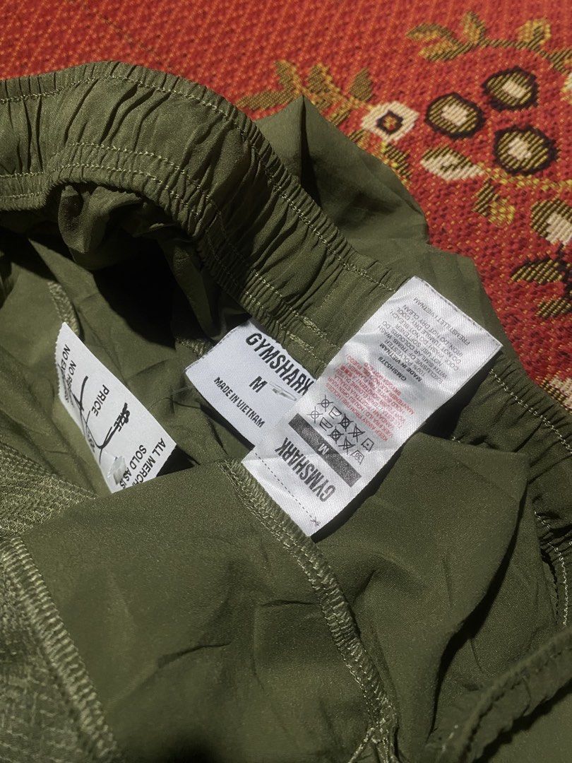 Gymshark arrival 5 (Category: Shorts) located in Lupi. Submitted by shanchalant (Listing ID 1463467990, Image 3). Description: Gym shark Medium on tag W 14 inches fit to size 32 L 14.5 inches Lo 12.5 inches Brand new condition No issue Thrift item .
