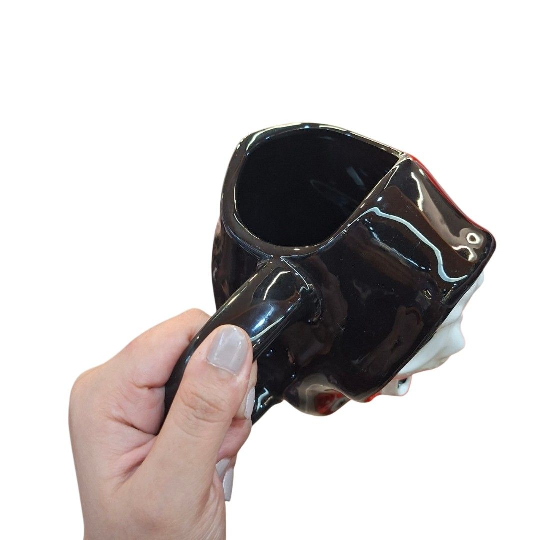 UK Surplus 🇬🇧 Halloween Ghost Face Mug (Category: Coffee & Tea Tableware) located in Cagayan de Oro. Submitted by langscloset (Listing ID 1463462356, Image 2). Description: new arrival UK surplus items 🇬🇧 no issue, like new. I only have 3-4 pcs of this. Paubusan po sa surplus shop namin..