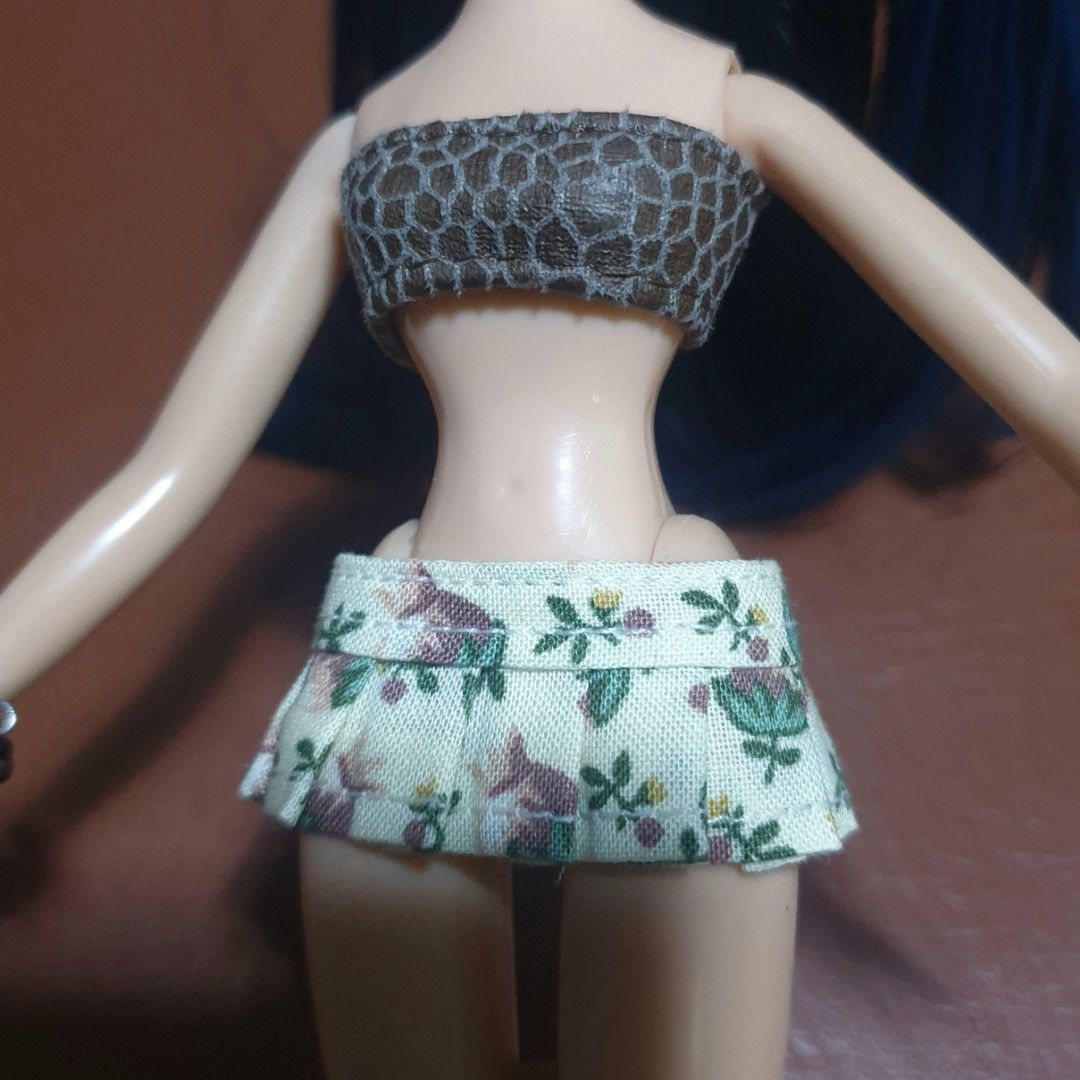 Handmade Bratz Skirt - 150 each (Category: Kids Toys) located in Rizal. Submitted by littlehelena (Listing ID 1463528746, Image 1). Description: Open for Take All.