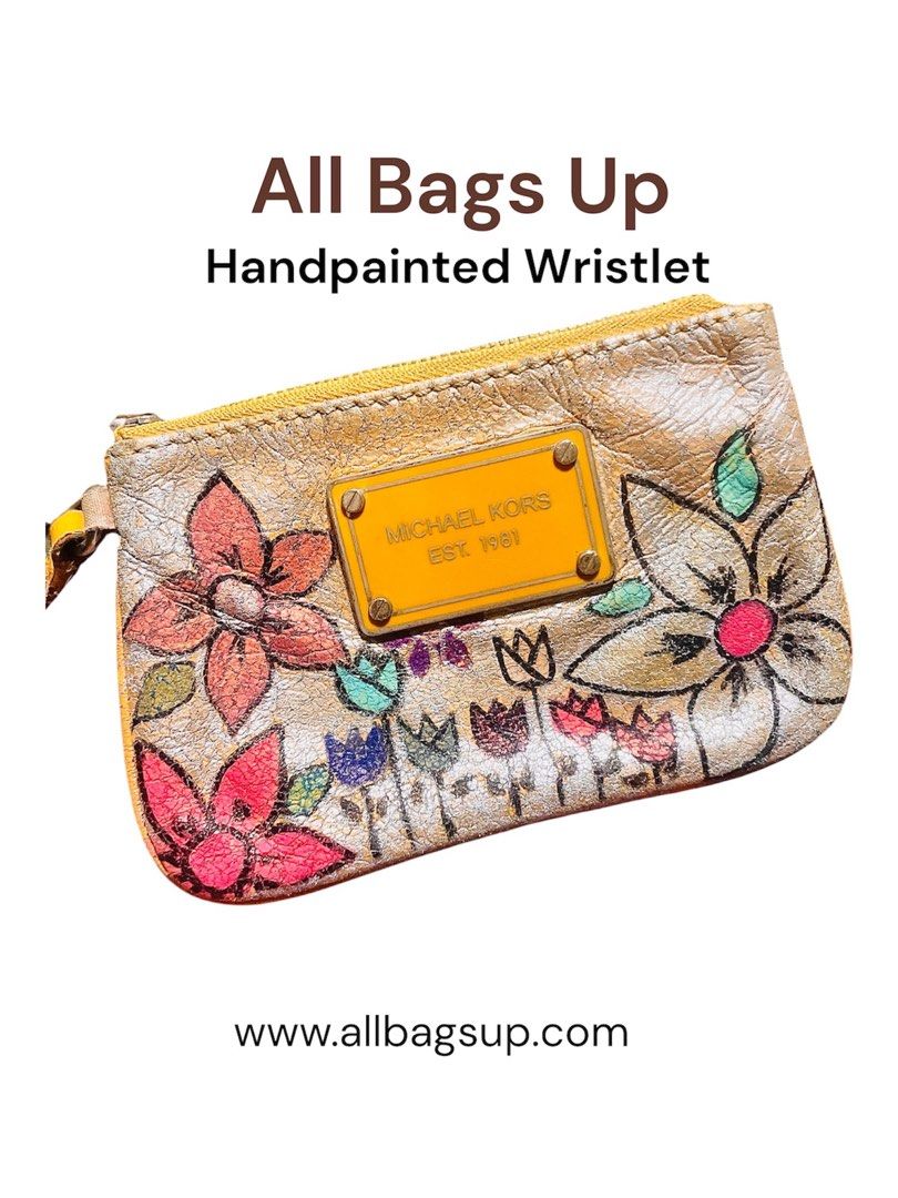 Handpainted Bags (Category: Announcements) located in Caloocan City. Submitted by hardestea2026 (Listing ID 1463549385, Image 2). Description: We do bag painting price depending on drawing.