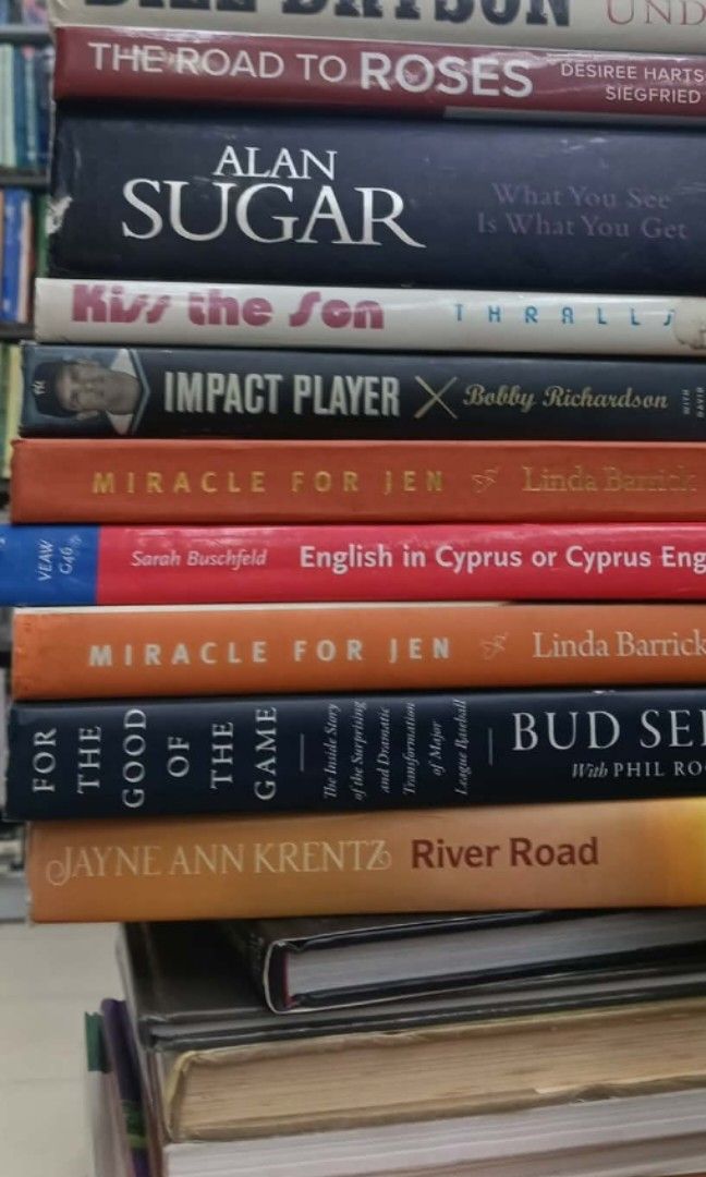 Hardcover book bundle mix (Category: Storybooks) located in Cainta. Submitted by giftshopbyyui (Listing ID 1463389827, Image 3). Description: Sale Price Starts 130 to 180 each • Pre-loved Hardcover Books • US/UK Imports • Adult (18+) • Good Condition ✨ PREMIUM & BESTSELLER - Notes from a Big Country — Bill Bryson | Travel / Humor - Down Under — Bill Bryson | Travel / Humor - The Lost Continent & Neither Here Nor There — Bill Bryson | Travel / Hum