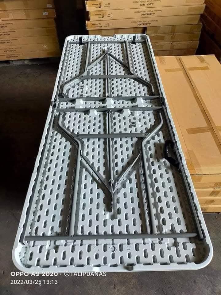 Heavy Duty Folding Tables - 4ft, 5ft, 6ft Available (Category: Tables & Sets) located in Manila. Submitted by cuabzcua (Listing ID 1463521961, Image 3). Description: - Sturdy folding tables perfect for events, parties, or extra workspace. - Folds flat for easy storage and convenient transport. - Available in three convenient sizes: 4ft, 5ft, and 6ft. - Constructed with durable plastic and metal for long-lasting use. - Let us know which size you n
