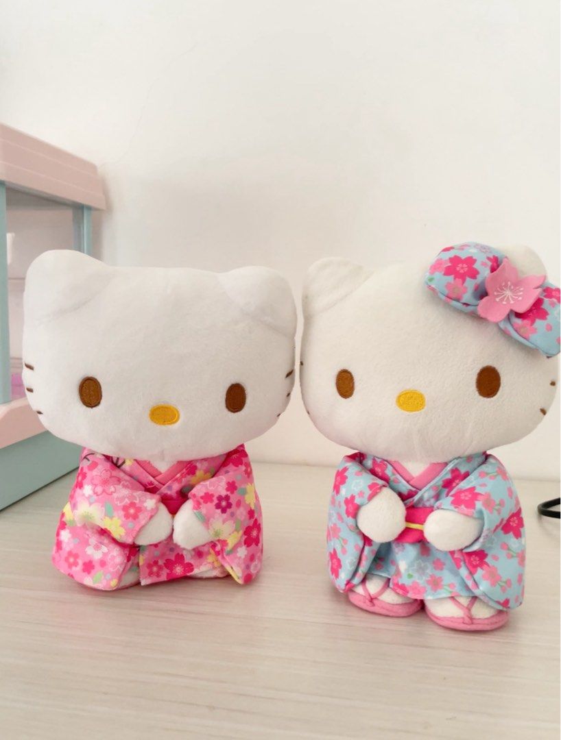 Hello Kitty (Category: Character Goods) located in San Fernando. Submitted by konekomamegoma (Listing ID 1463378201, Image 1). Description: .