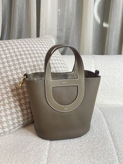 （分類：）位於 。 由 hikariluxury 提交（商品編號 1463467228，圖片 1）。簡介： 。
