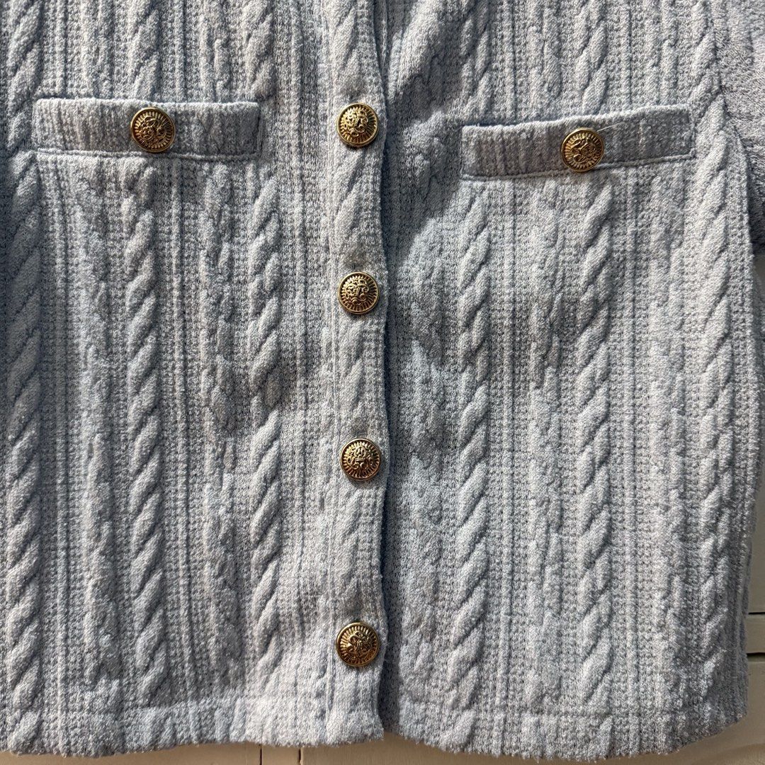 H&M Cable Knit Buttondown Top (Category: Blouses) located in Bulacan. Submitted by annesandiego (Listing ID 1463505439, Image 3). Description: size xs on tag like new, good condition loc: sta. maria, bulacan.