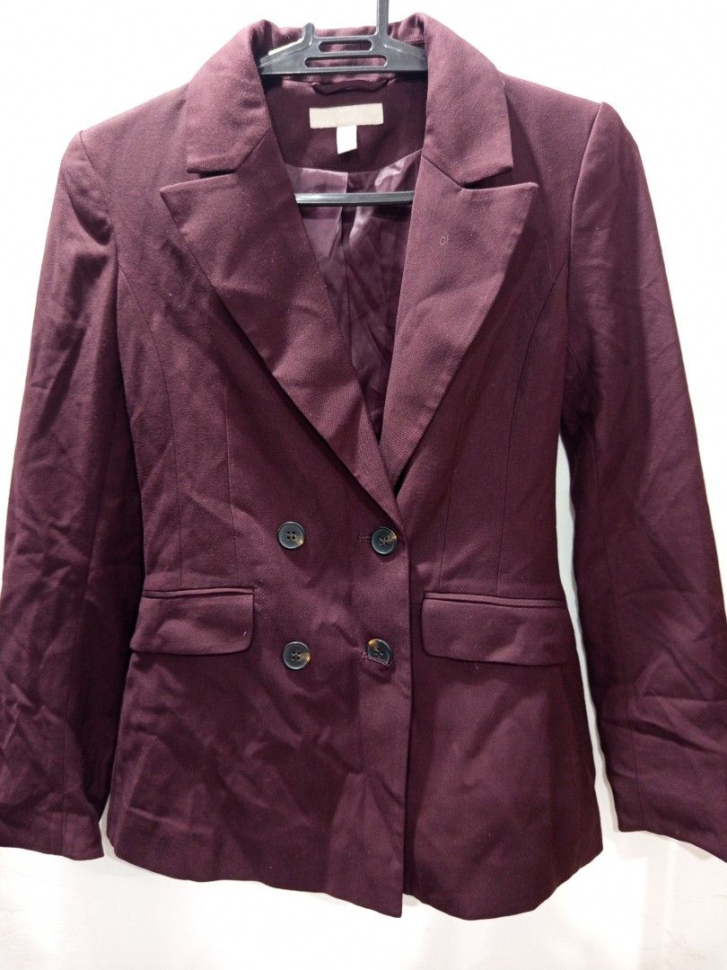 H&m coat (Category: Coats, Jackets and Outerwear) located in Cavite. Submitted by alliahscloset2.2 (Listing ID 1463457054, Image 2). Description: .