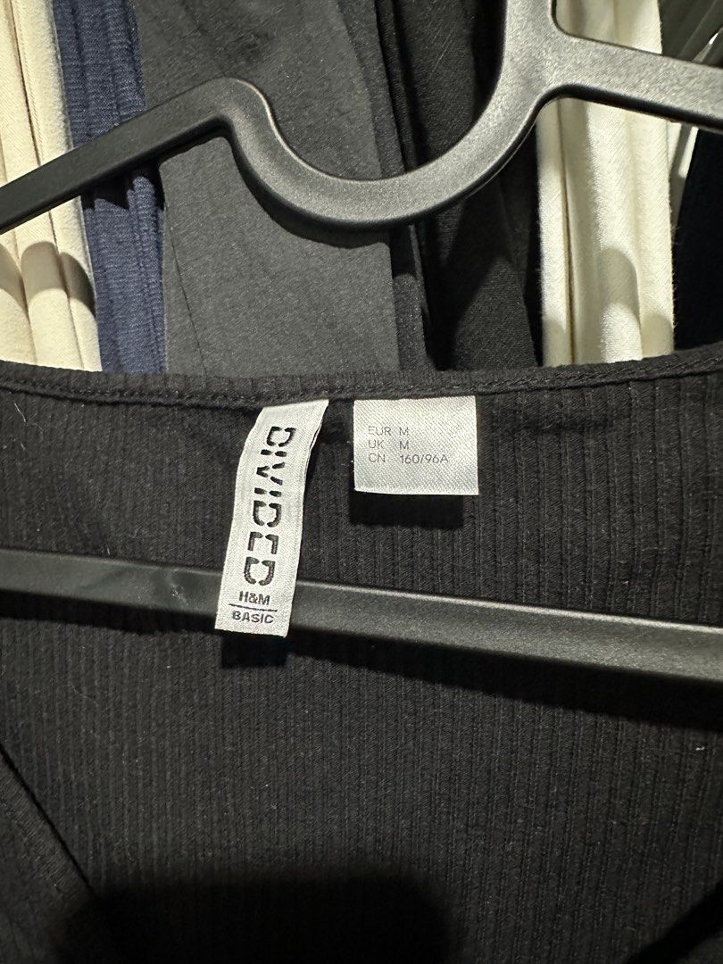 H&M Divided Black Ribbed Wrap Long Sleeve Top (Category: Longsleeves) located in Bulacan. Submitted by chizmiss (Listing ID 1463399599, Image 3). Description: never worn rfs: decluttering .