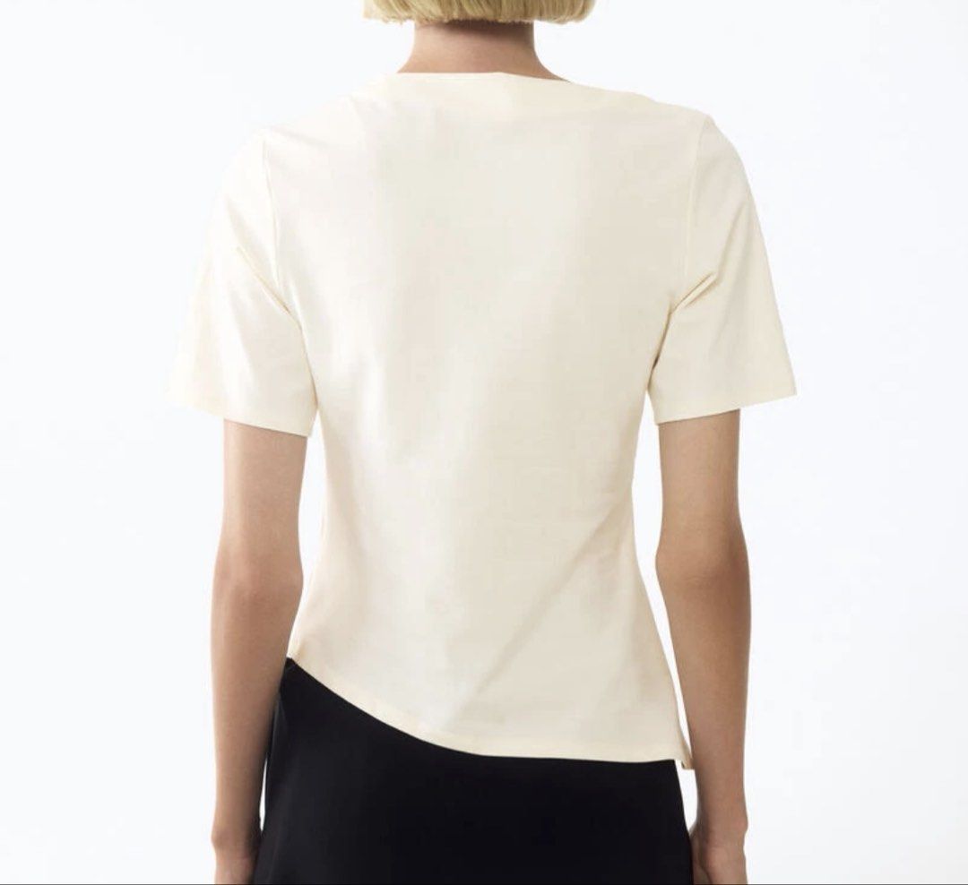 H&M Drape Asymmetric Top (Category: Blouses) located in San Miguel. Submitted by fiefie_ (Listing ID 1463555358, Image 2). Description: Washed but never worn! Doesn’t fit me, will size up. .