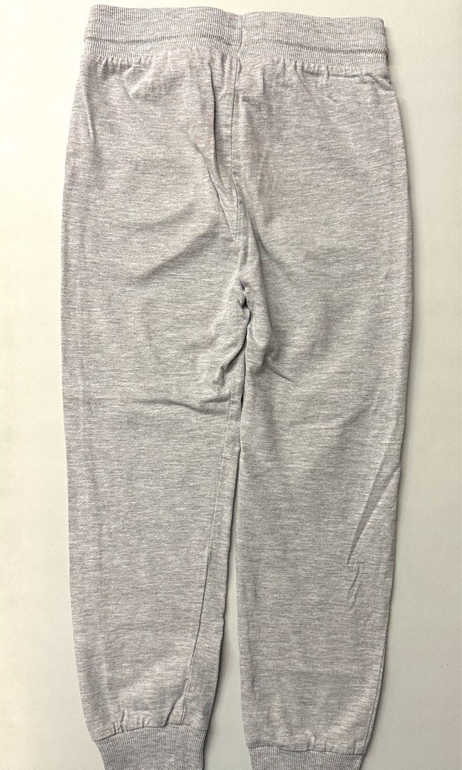 H&M Kids Joggers (Category: Babies & Kids Fashion) located in San Juan City. Submitted by aaabow (Listing ID 1463343044, Image 3). Description: Size 6-7 yo (120 cm), gray with 2 side pockets.