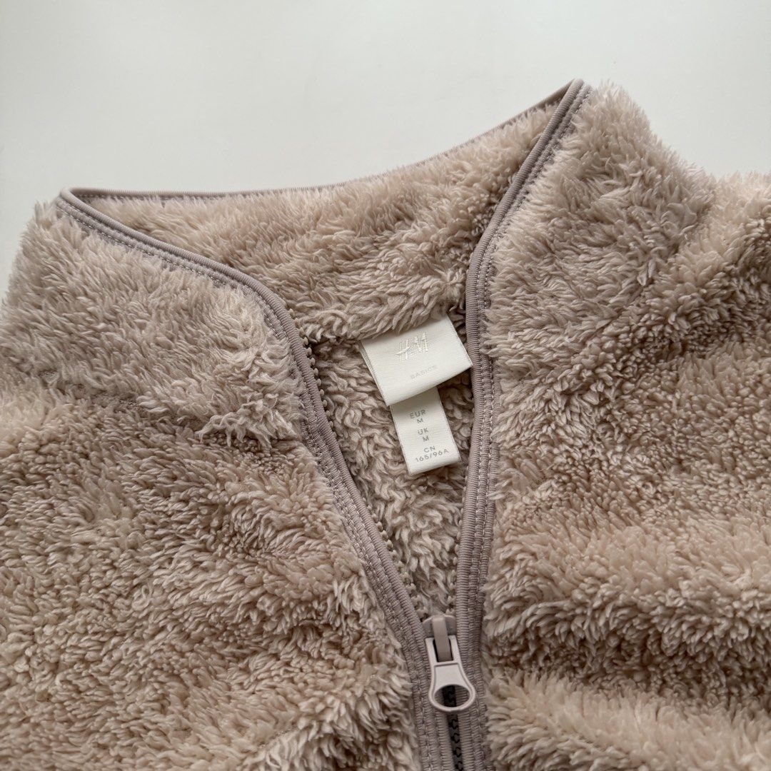 H&M Light Brown Zip Up Sweater (Category: Longsleeves) located in Las Pinas. Submitted by francesca.finds (Listing ID 1463403852, Image 3). Description: - LAST PRICE - no photo when worn.