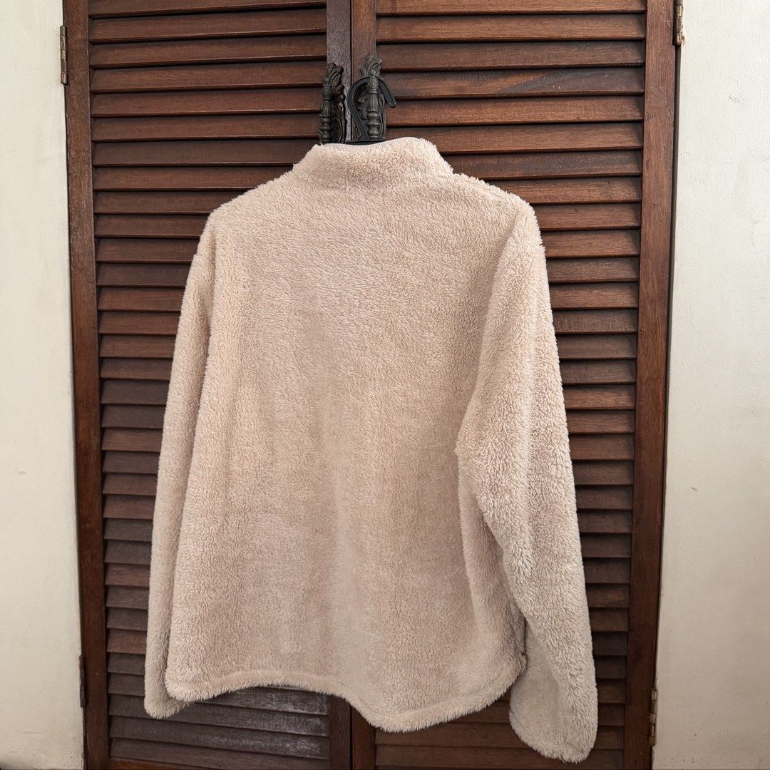 H&M Light Brown Zip Up Sweater (Category: Longsleeves) located in Las Pinas. Submitted by francesca.finds (Listing ID 1463403852, Image 2). Description: - LAST PRICE - no photo when worn.