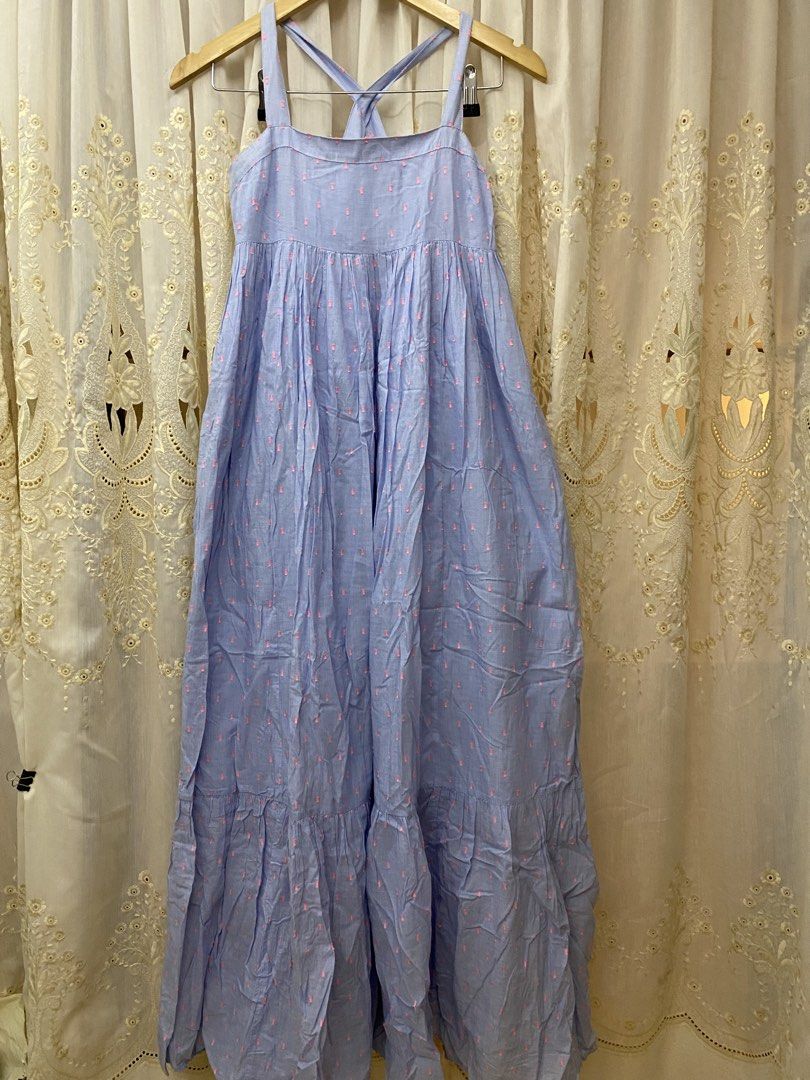 H&M long dress (Category: Dresses) located in Trece Martires City. Submitted by reloveandrestyle (Listing ID 1463449578, Image 1). Description: S-M.