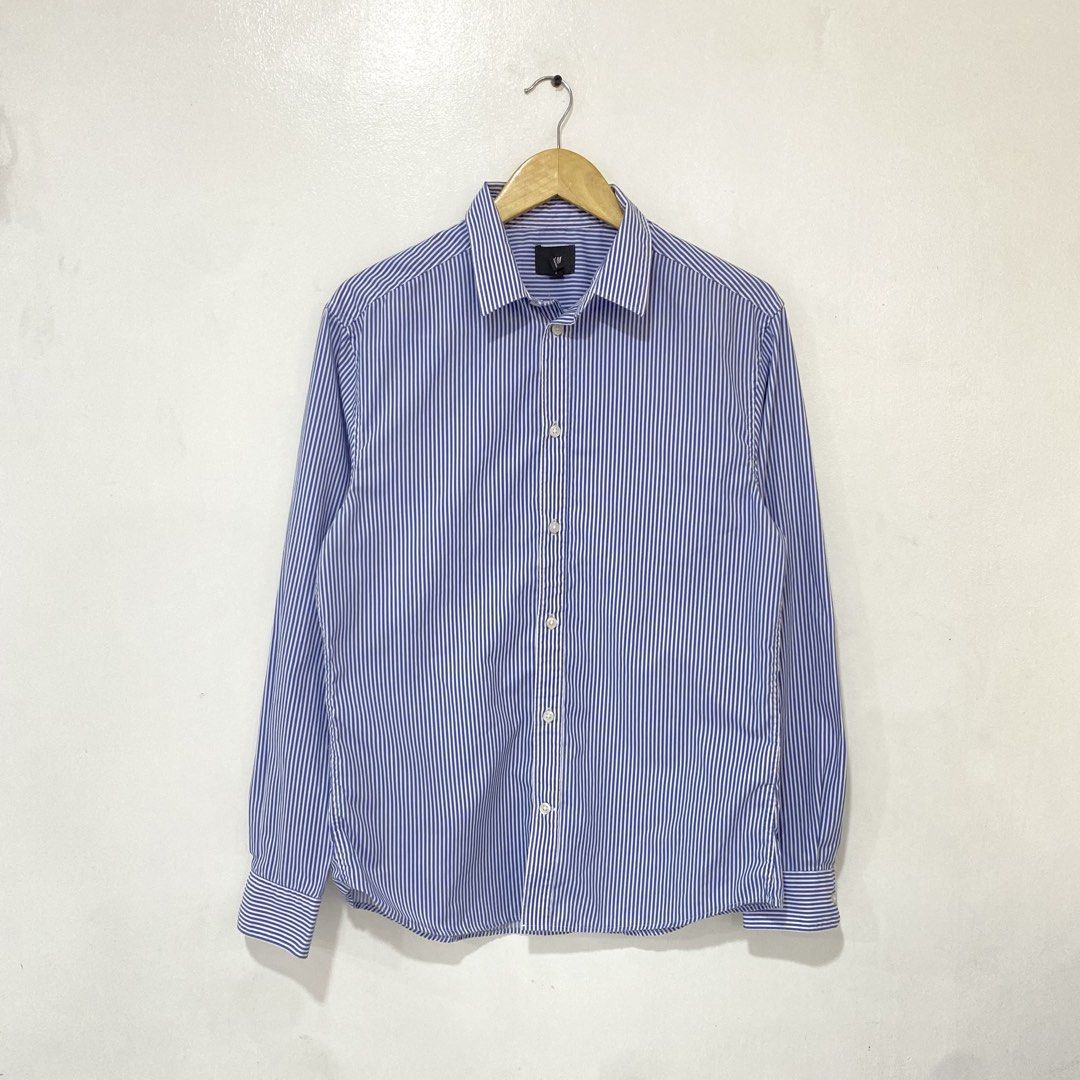 H&M Polo Longsleeve size Small (Category: Formal Shirts) located in Taguig. Submitted by orblop.finds (Listing ID 1463513995, Image 1). Description: ⚫️H&M Longsleeve -Size Small -width:29 -Length:27 -Excellent Condition.