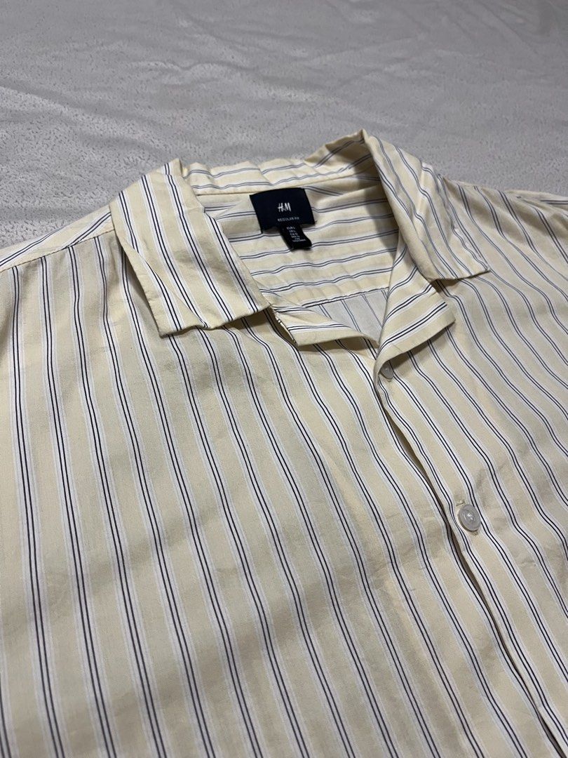 H&M Yellow Striped Button Down (Category: Shirts) located in Quezon City. Submitted by gvsfinds_ (Listing ID 1463492821, Image 1). Description: Cropped H&M yellow pinstripe button down. Size: L Dimensions: - Length: 25 - Width: 22.