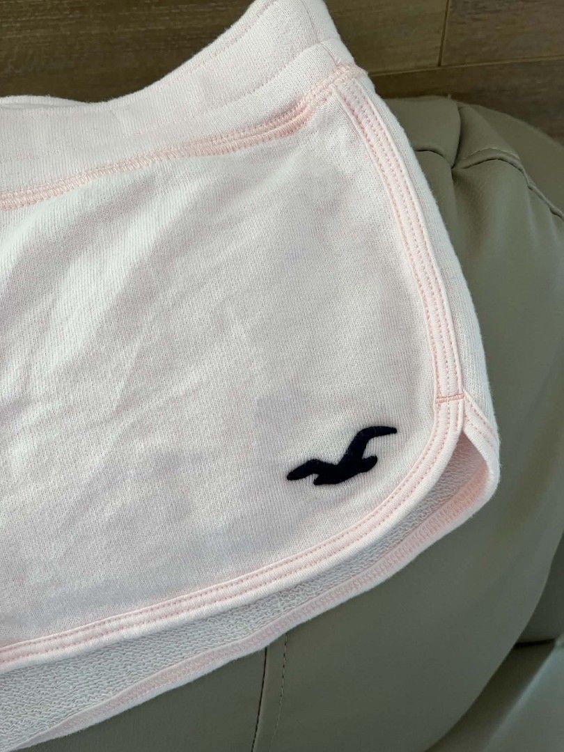 Hollister cute shorts (Category: Shorts) located in Lucena. Submitted by fiercemoon-a25a79 (Listing ID 1463358291, Image 3). Description: .