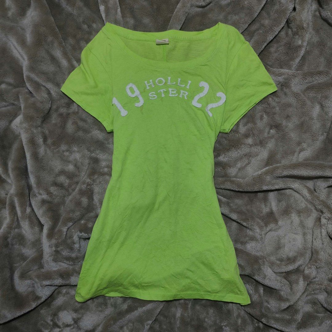 Hollister Green Top (Category: Blouses) located in Manila. Submitted by theactualized (Listing ID 1463372652, Image 1). Description: .