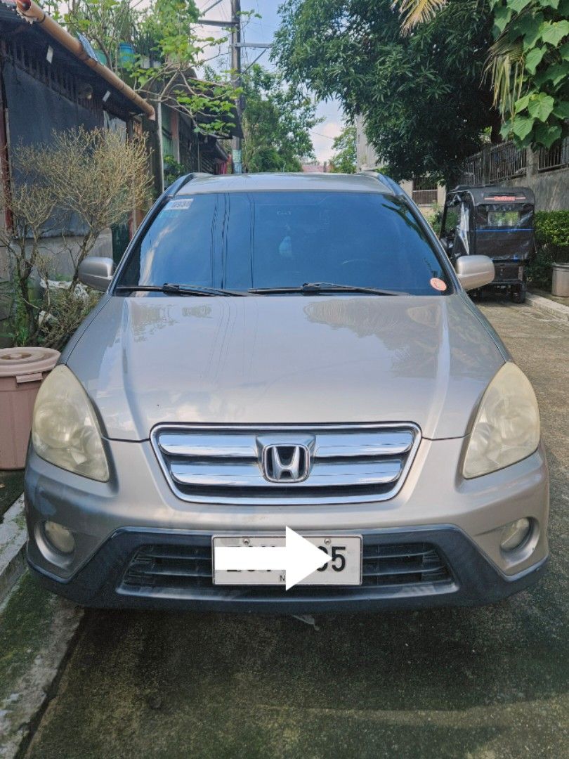 Honda CR-V 2.0 i-VTEC Manual (Category: Used Cars) located in Manila. Submitted by kqzon (Listing ID 1463339987, Image 1). Description: Family car (seldom used) Second owner. Complete Deed of Sale from previous owner to current owner. OR/CR is still under the original registered owner's name. Registration is updated til 2027 Mileage 90k+ only (original) Cold AC Issue: No Major issue. Please expect the usual wear and tear for a used vehicle, inclu