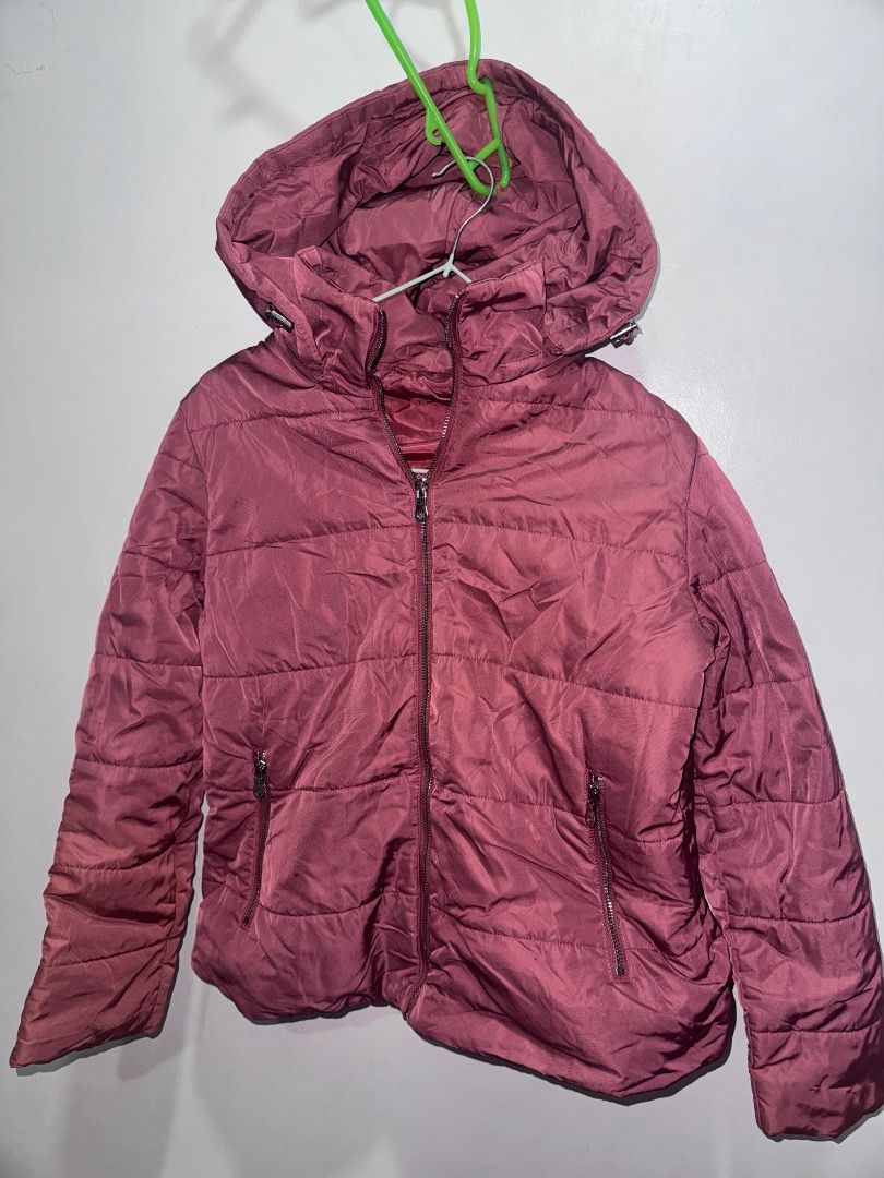 Hooded Puffer Jacket (M) (Category: Coats, Jackets and Outerwear) located in Las Pinas. Submitted by stroberriii (Listing ID 1463398757, Image 2). Description: - Color: Mauve / Dusty Rose - Size: M - Detachable Hood - Full zip front closure - Two zippered hand pockets .