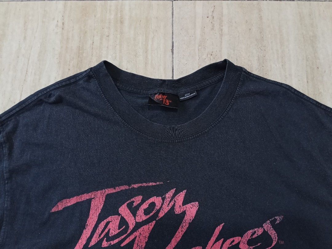 Horror tee (Category: Activewear) located in Glan. Submitted by cpaharodde48008 (Listing ID 1463335887, Image 3). Description: FRIDAY THE 13TH Horror teee Size Medium width - 21 x Length - 31.5.
