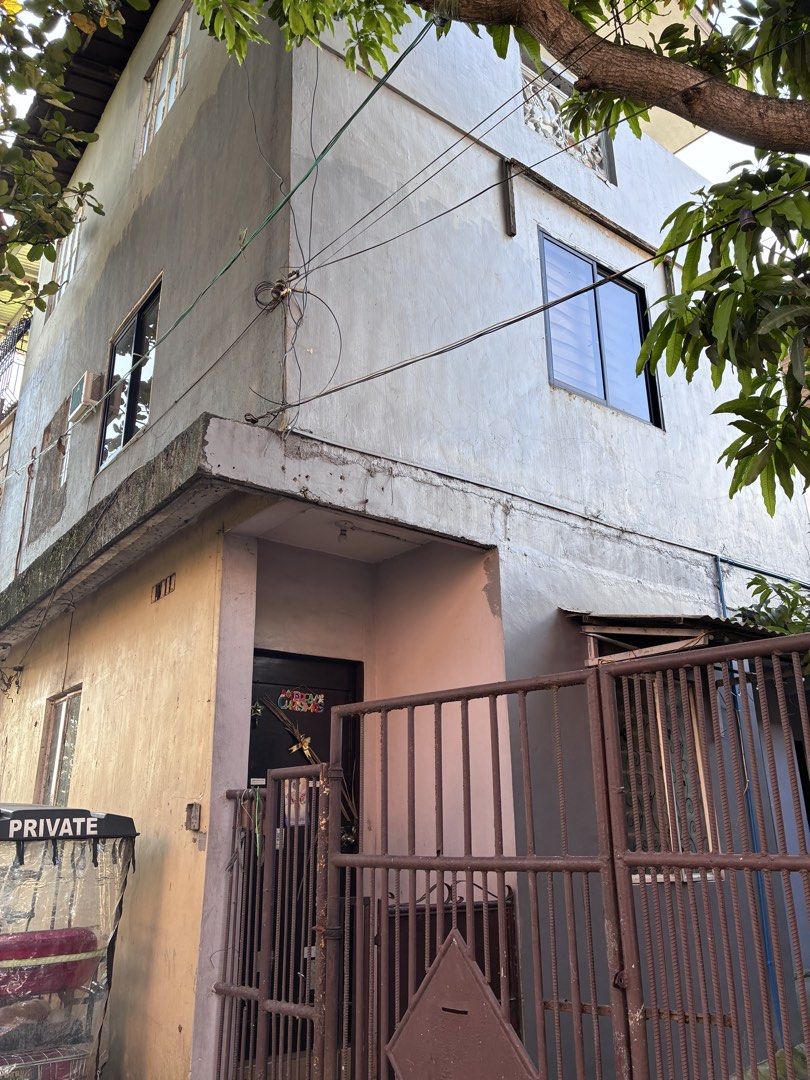 House and Lot with Apartment (Category: House & Lot) located in Obando. Submitted by bheanne1212 (Listing ID 1463506442, Image 2). Description: Lower Ground with 4 apartment with own Meralco and Maynilad meter based. CCTV INSTALLATION, solar panel .