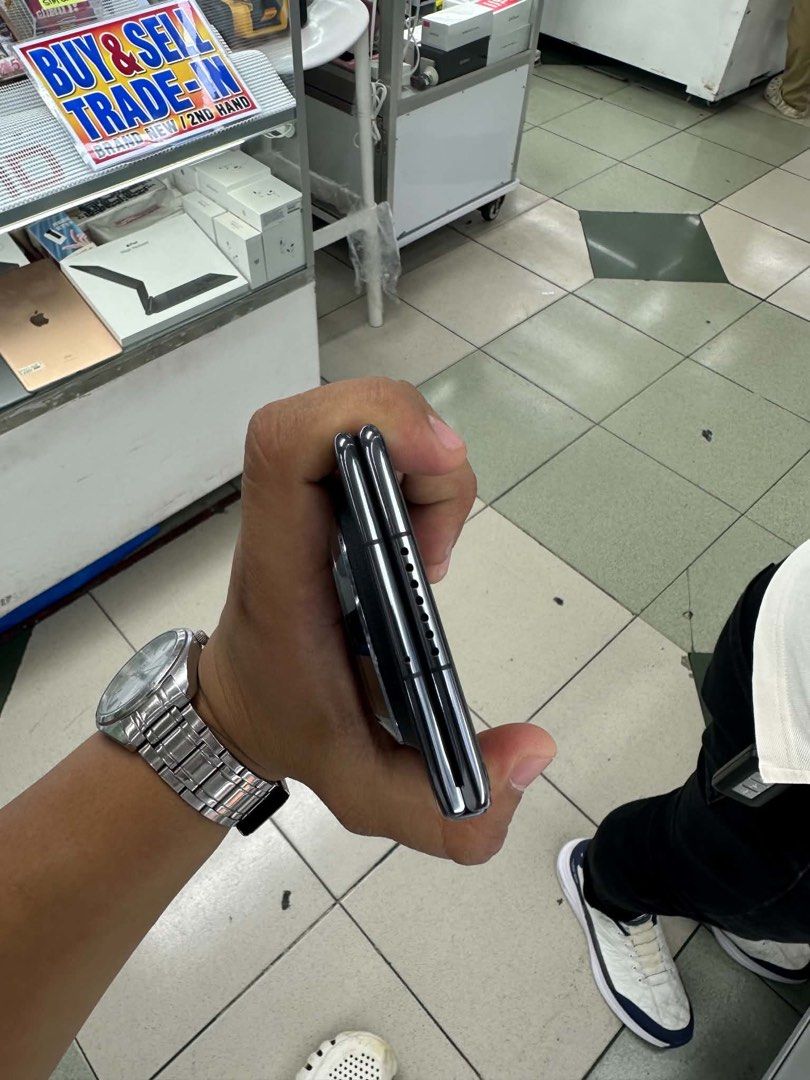Huawei mate X7 12/512GB Openline no issues Global NTC (Category: Other Gadgets) located in San Juan City. Submitted by najihahtelecomshop2018 (Listing ID 1463479696, Image 2). Description: Legit Store | Original unit FOR SALE | TRADE / SWAP ▫️INSTALLMENT thru: 🔸Credit Card (straight / installment) 🔸Ggives / Gcredit + 6% interest 🔸Spay Later + 6% interest (RFS: Buy and Sell any kinds of Gadgets) Description: Huawei Mate X7 12/512GB NTC APPROVED