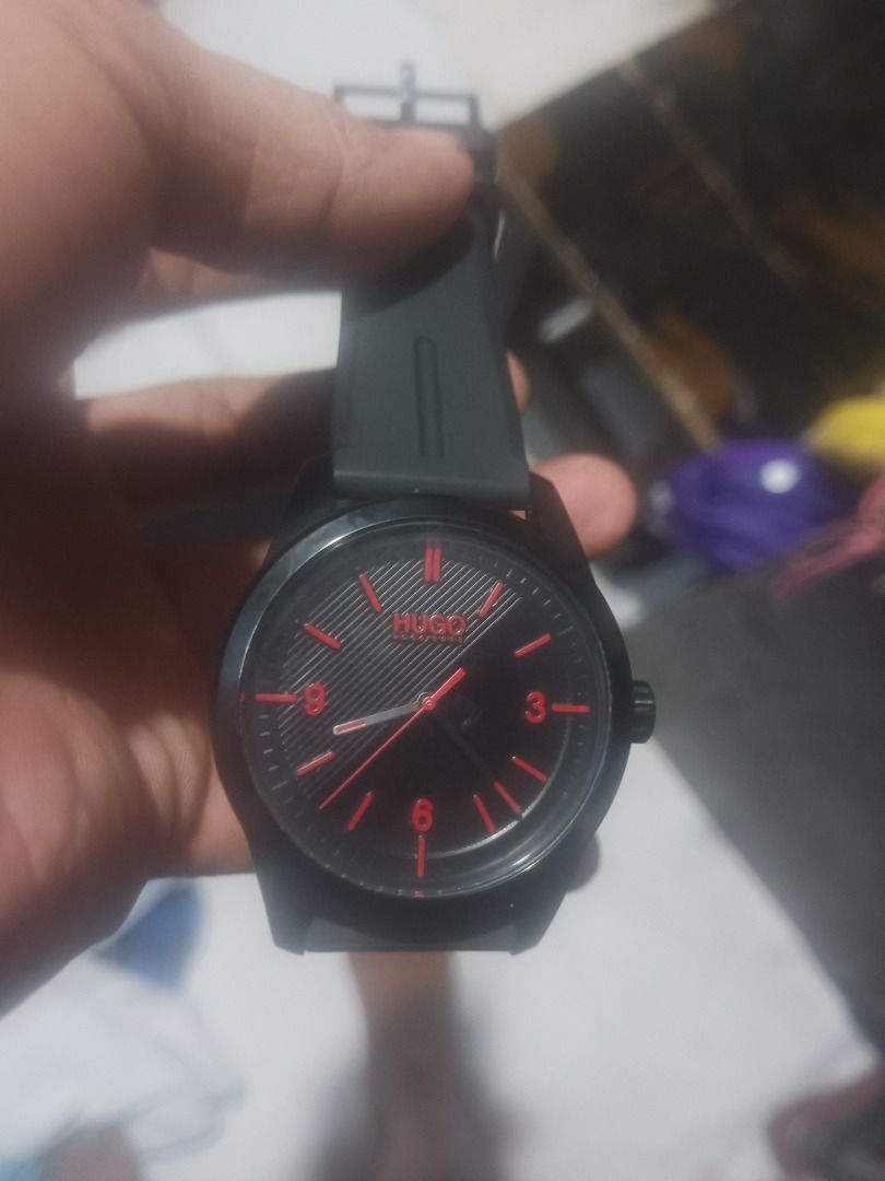 hugo boss watch (Category: Men's Watches) located in Caloocan City. Submitted by laznupdel (Listing ID 1463498437, Image 3). Description: hugo boss analog watch.