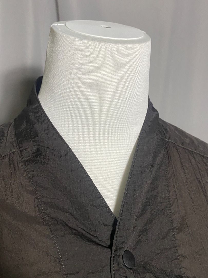Initial chocolate brown men's short-sleeve button-down top (Category: Shirts) located in Las Pinas. Submitted by ipickyou (Listing ID 1463475002, Image 3). Description: Unwashed 𝗠𝗲𝗮𝘀𝘂𝗿𝗲𝗺𝗲𝗻𝘁𝘀 𝘄𝗵𝗲𝗻 𝗹𝗮𝗶𝗱 𝗳𝗹𝗮𝘁: -Shoulder to shoulder: 19” -Armpit to armpit: 21 1/2” -Length: 26” .