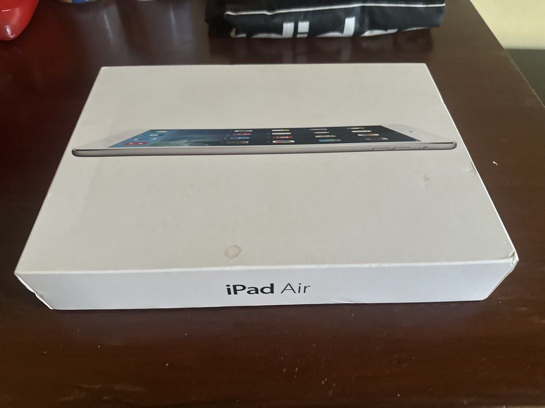 iPad Air 32GB — Fully Working (WiFi Only) (Category: iPad) located in Quezon City. Submitted by jesellechua (Listing ID 1463487632, Image 3). Description: iPad Air, 32GB, WiFi only (Model MD789PP/A). Original box included — serial number matches unit. No charging cable or power adapter included — box only. Powers on and boots normally. Running iOS 12.5.8 — note: many current apps no longer support this version. Meet-up in Novaliches/QC or buyer s