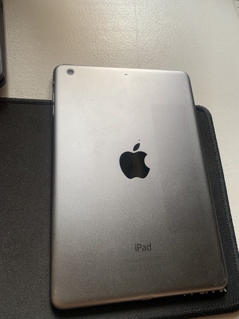 iPad mini 2 (Category: iPad) located in Paranaque City. Submitted by cozbii (Listing ID 1463364704, Image 1). Description: iPad mini 2 16GB no history of repair with original box physical condition: has multiple scratches and dents from use. please refer to the actual photos for condition. no hidden issues. message me if interested. RFS: Not being used / decluttering Location: Parañaque MOP: Gcash or Bank transfer.